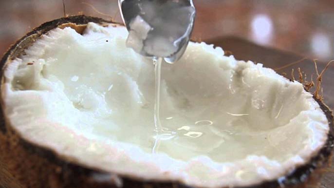 Dừa sáp làm món gì ngon? Lưu ý gì khi ăn dừa sáp?