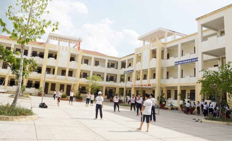 10 Trường Trung Học Cơ Sở Tại Bến Tre Được Phụ Huynh Tin Cậy 